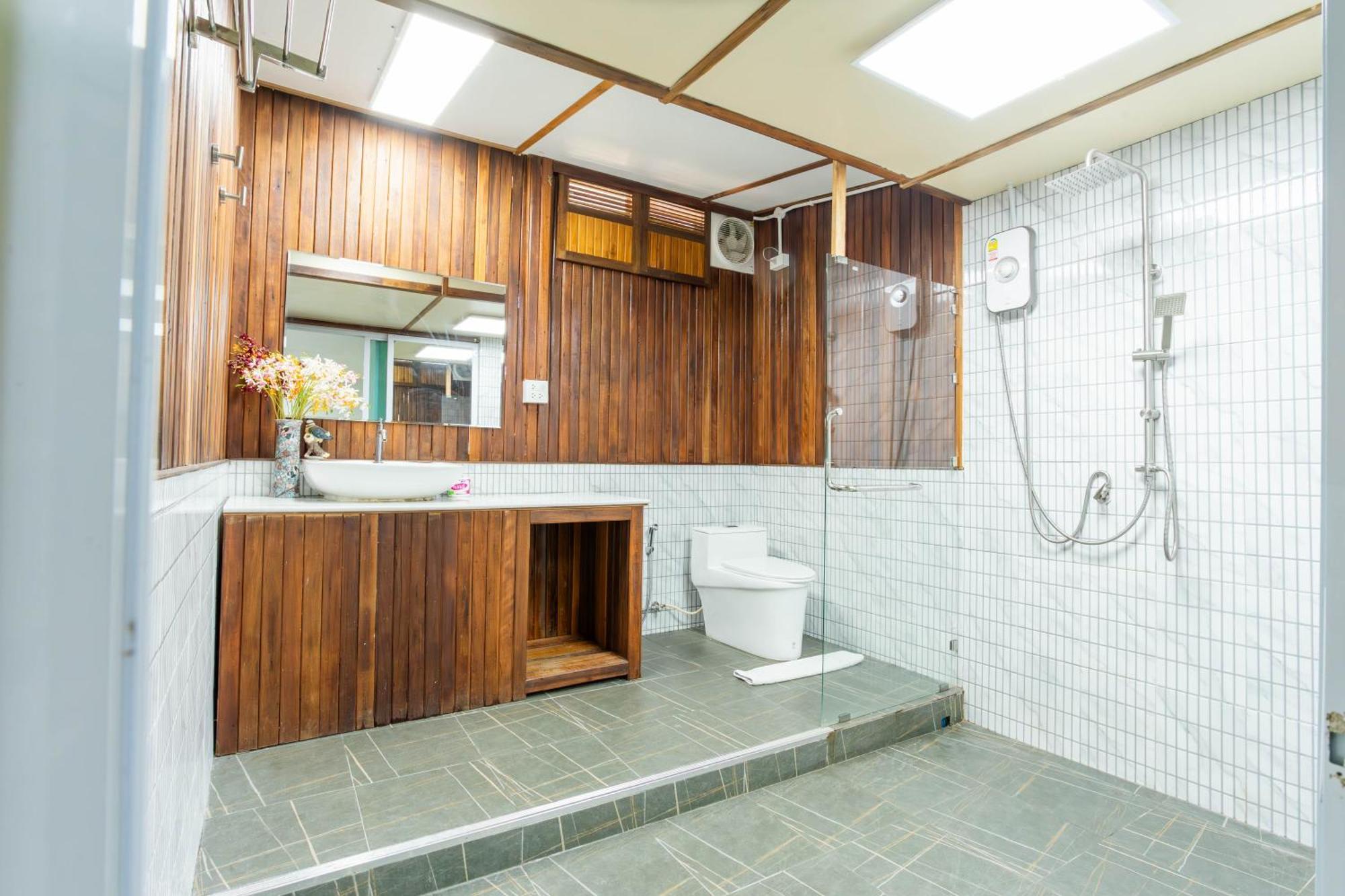 Varni Homestay Phatthalung Exterior foto